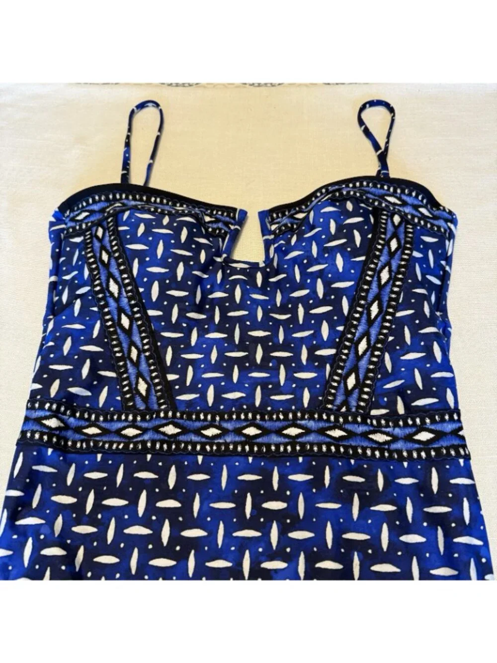 La Blanca Blue & White Geometric Print One-Piece Swimsuit - Size 14 - Picture 4 of 6